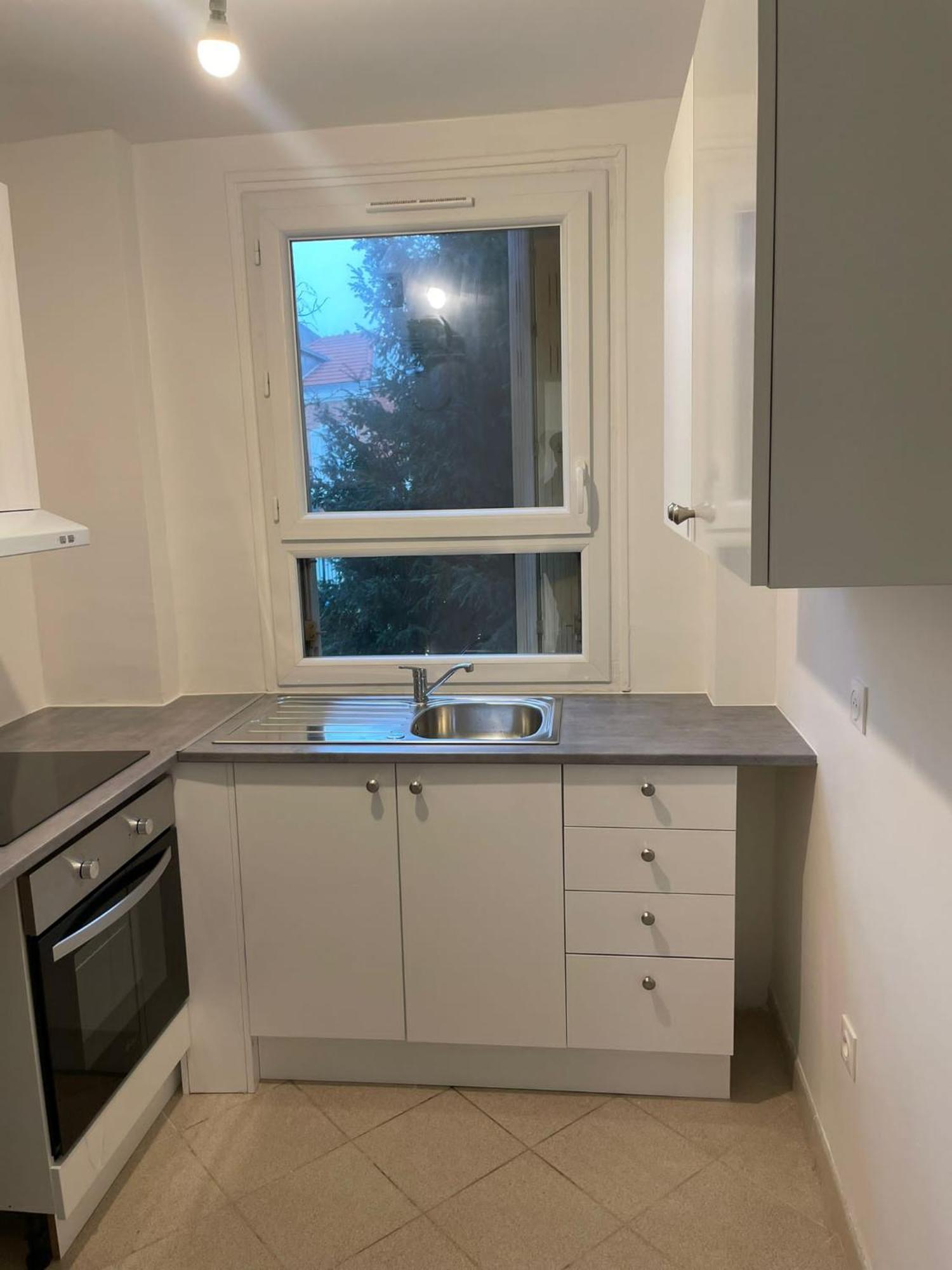5 People/Paris-Cdg/France Stadium Apartman Bagnolet Kültér fotó